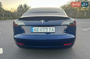 Седан Tesla Model 3 2018 в Вінниці