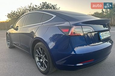 Седан Tesla Model 3 2018 в Вінниці