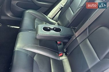Седан Tesla Model 3 2018 в Вінниці