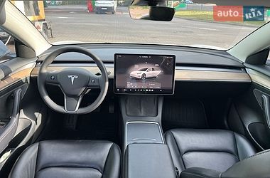 Седан Tesla Model 3 2022 в Києві