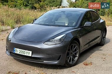 Седан Tesla Model 3 2022 в Лубнах