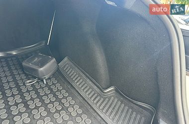 Седан Tesla Model 3 2019 в Луцке