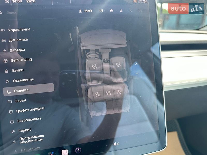 Седан Tesla Model 3 2019 в Луцке