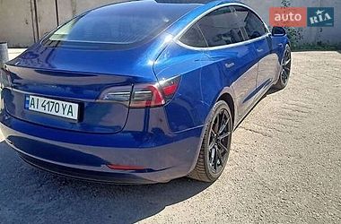 Седан Tesla Model 3 2019 в Львове
