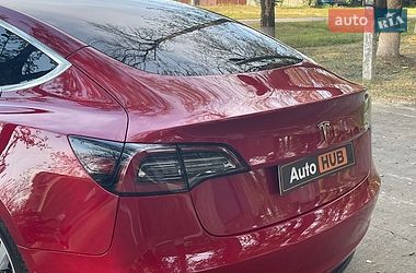 Седан Tesla Model 3 2019 в Новій Водолагі