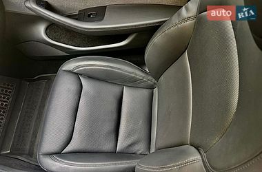 Седан Tesla Model 3 2024 в Києві