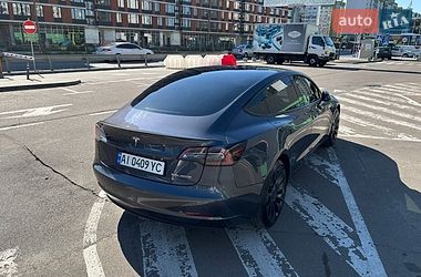 Седан Tesla Model 3 2023 в Киеве
