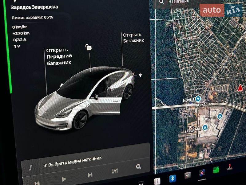 Седан Tesla Model 3 2019 в Киеве