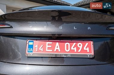 Седан Tesla Model 3 2025 в Ивано-Франковске