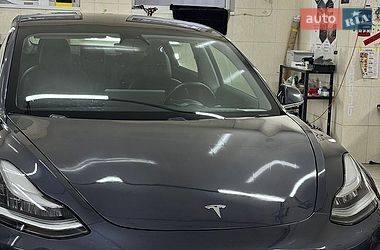 Седан Tesla Model 3 2018 в Днепре