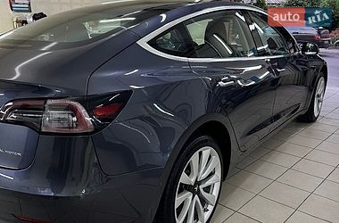 Седан Tesla Model 3 2018 в Днепре