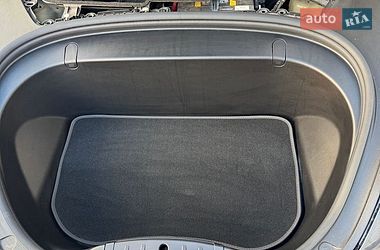 Седан Tesla Model 3 2018 в Днепре