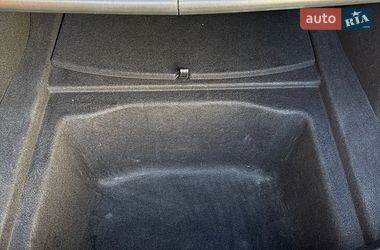 Седан Tesla Model 3 2018 в Днепре