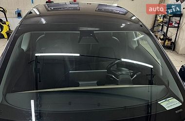 Седан Tesla Model 3 2018 в Днепре
