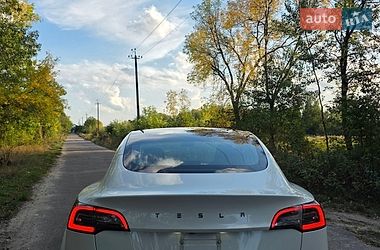 Седан Tesla Model 3 2019 в Ковелі