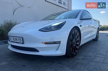 Седан Tesla Model 3 2021 в Луцьку