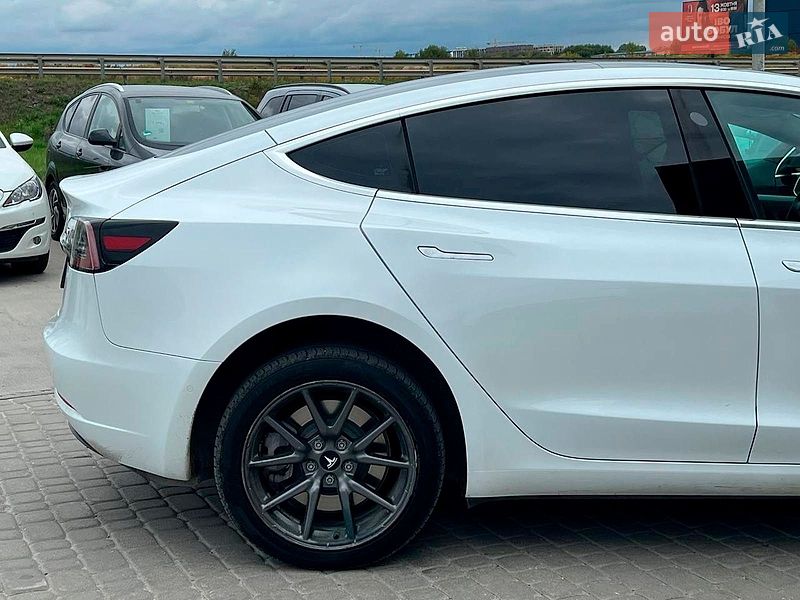 Седан Tesla Model 3 2020 в Дрогобыче фото 11 Седан Tesla Model 3 2020 в Дрогобыче