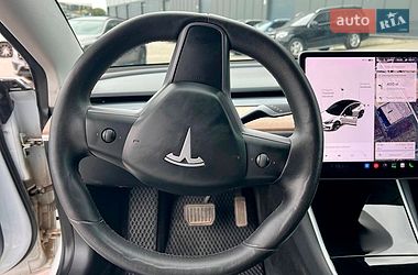 Седан Tesla Model 3 2020 в Дрогобыче фото 23 Седан Tesla Model 3 2020 в Дрогобыче