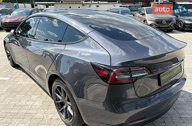 Седан Tesla Model 3 2021 в Киеве фото 4 Седан Tesla Model 3 2021 в Киеве
