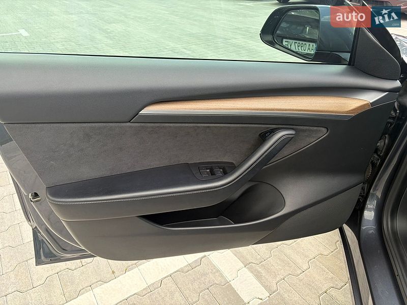 Седан Tesla Model 3 2021 в Киеве фото 8 Седан Tesla Model 3 2021 в Киеве