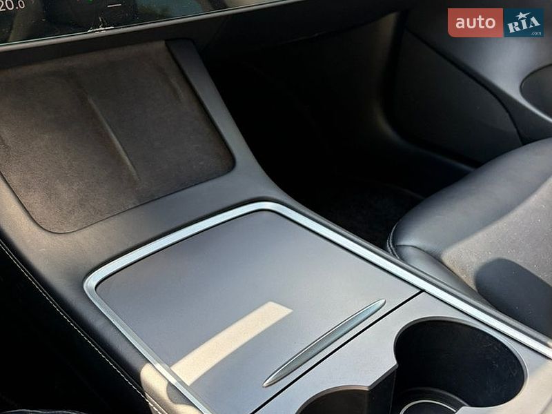 Седан Tesla Model 3 2021 в Киеве фото 17 Седан Tesla Model 3 2021 в Киеве