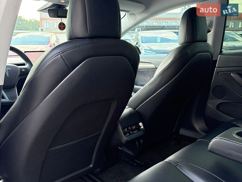 Седан Tesla Model 3 2021 в Киеве фото 25 Седан Tesla Model 3 2021 в Киеве