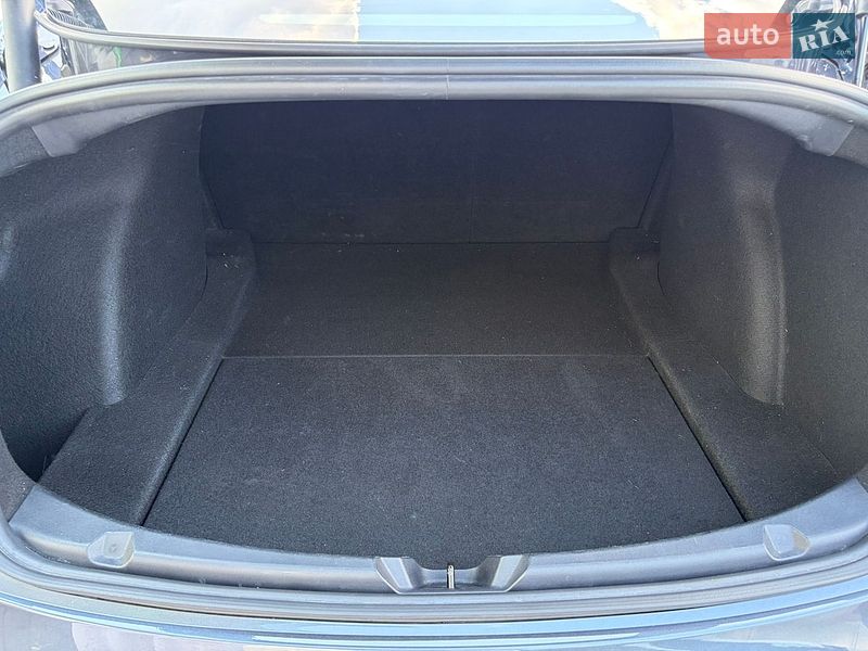 Седан Tesla Model 3 2021 в Киеве фото 28 Седан Tesla Model 3 2021 в Киеве