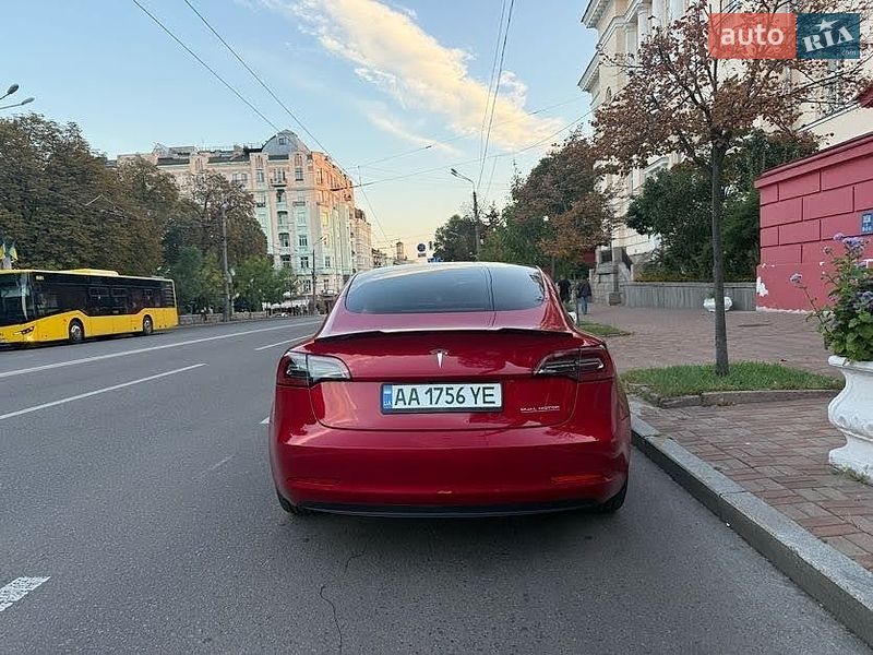 Седан Tesla Model 3 2023 в Києві фото 7 Седан Tesla Model 3 2023 в Києві