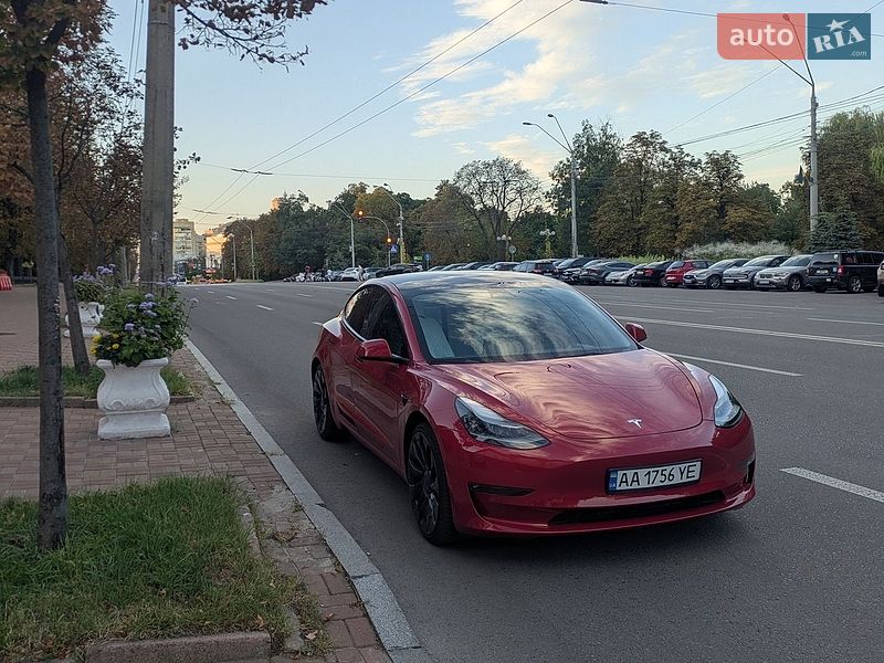 Седан Tesla Model 3 2023 в Києві фото 15 Седан Tesla Model 3 2023 в Києві