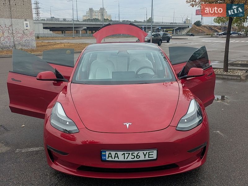 Седан Tesla Model 3 2023 в Києві фото 23 Седан Tesla Model 3 2023 в Києві