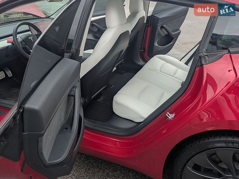 Седан Tesla Model 3 2023 в Києві фото 28 Седан Tesla Model 3 2023 в Києві