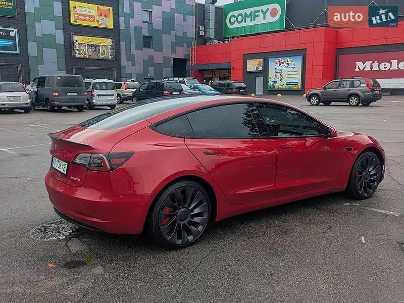 Седан Tesla Model 3 2023 в Києві фото 38 Седан Tesla Model 3 2023 в Києві
