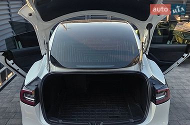 Седан Tesla Model 3 2020 в Дніпрі