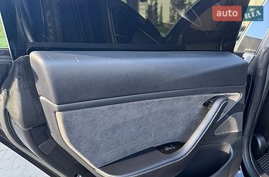 Седан Tesla Model 3 2018 в Ужгороде