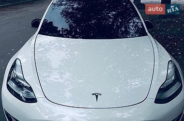 Седан Tesla Model 3 2019 в Кременчуге