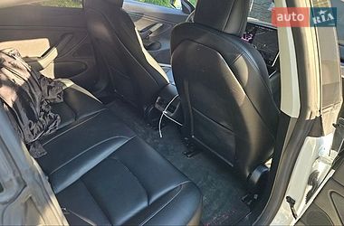 Седан Tesla Model 3 2019 в Дніпрі