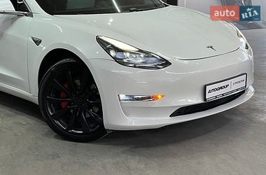 Седан Tesla Model 3 2020 в Одессе