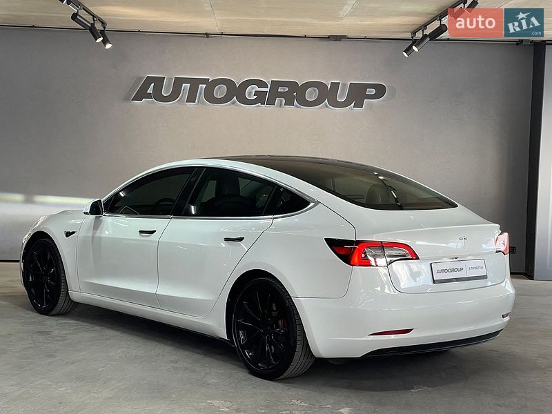 Седан Tesla Model 3 2020 в Одесі фото 12 Седан Tesla Model 3 2020 в Одесі