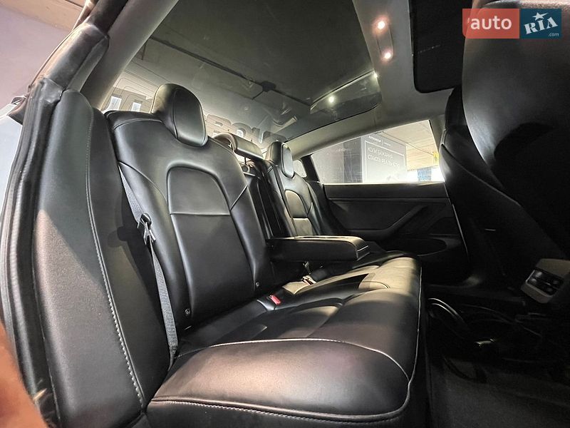 Седан Tesla Model 3 2020 в Одесі фото 16 Седан Tesla Model 3 2020 в Одесі