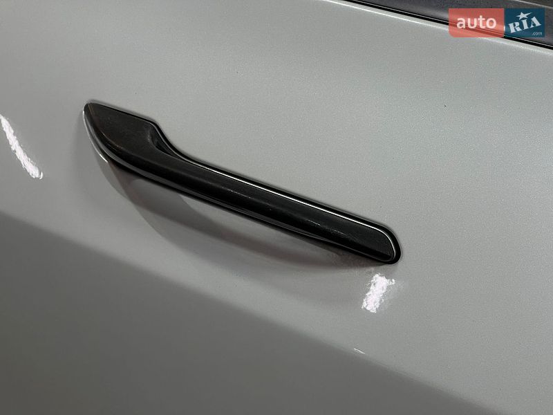 Седан Tesla Model 3 2020 в Одесі фото 21 Седан Tesla Model 3 2020 в Одесі