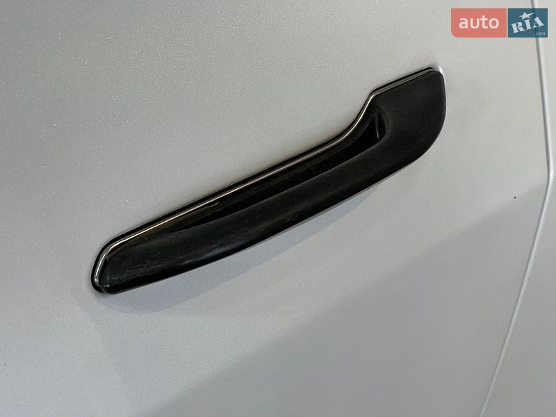 Седан Tesla Model 3 2020 в Одесі фото 23 Седан Tesla Model 3 2020 в Одесі