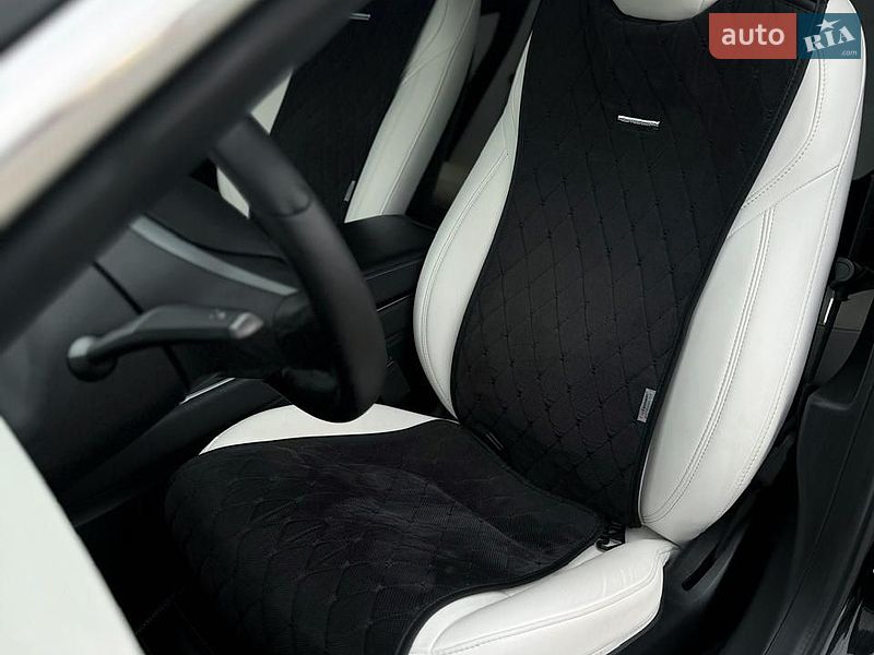 Седан Tesla Model 3 2019 в Києві