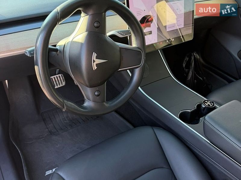 Седан Tesla Model 3 2019 в Белогородке фото 18 Седан Tesla Model 3 2019 в Белогородке