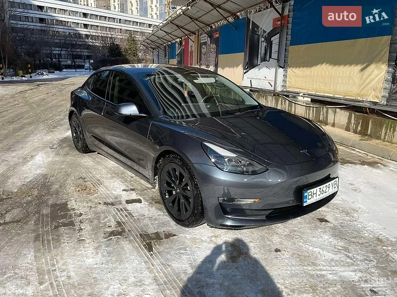 Tesla Model 3