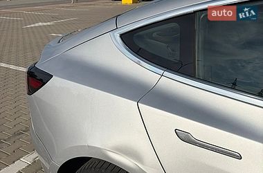 Седан Tesla Model 3 2018 в Черновцах фото 7 Седан Tesla Model 3 2018 в Черновцах