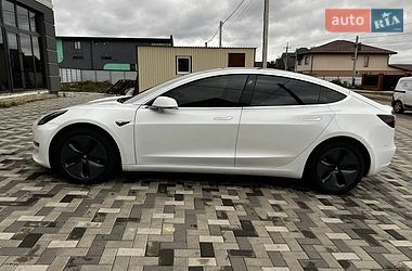 Седан Tesla Model 3 2019 в Києві