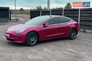Седан Tesla Model 3 2018 в Бородянке Седан Tesla Model 3 2018 в Бородянке