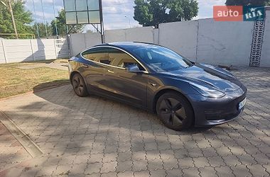 Седан Tesla Model 3 2019 в Рівному