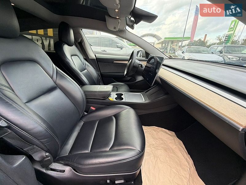 Седан Tesla Model 3 2021 в Стрые фото 19 Седан Tesla Model 3 2021 в Стрые