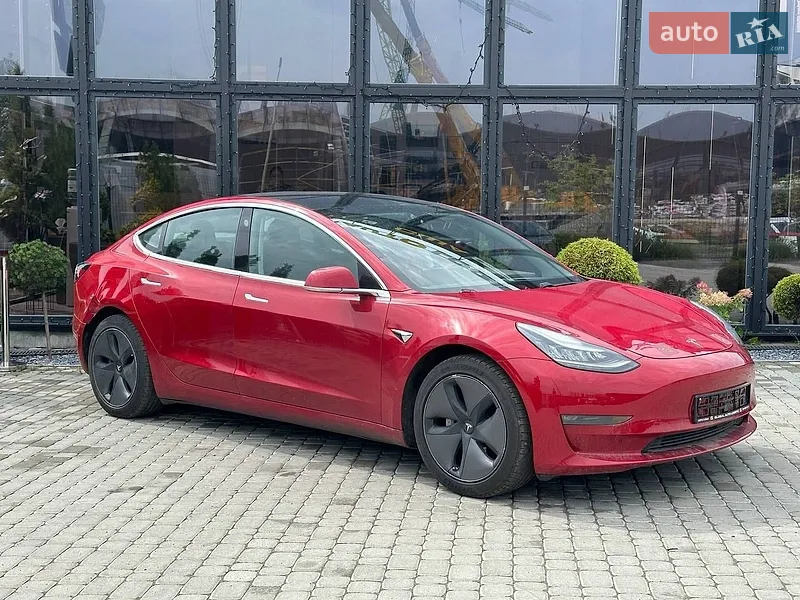 Tesla Model 3 2018